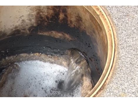 Esgotamento de Fossa Residencial na Vila Jacuí